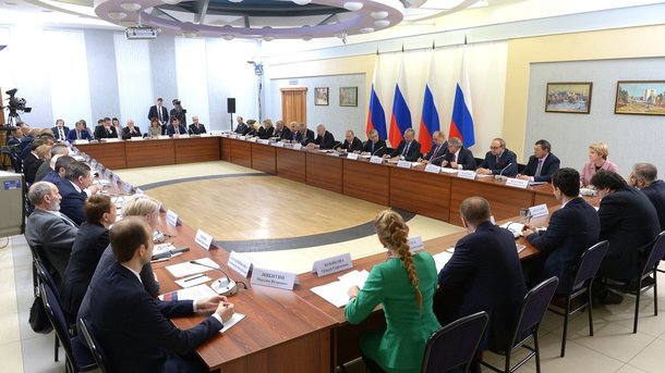 Президент провёл в Новосибирске заседание Совета по науке и образованию