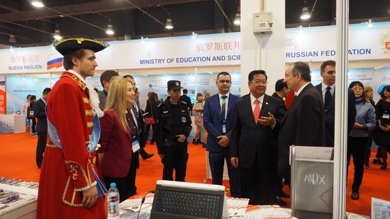 В Пекине прошла XV Международная образовательная выставка