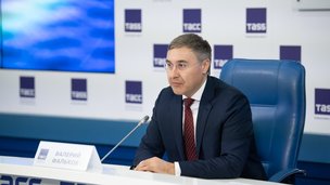 Валерий Фальков рассказал о перспективах грантовой поддержки российских ученых