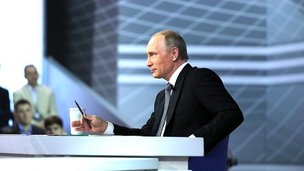 Владимир Путин обещает сохранить поддержку молодым ученым, в том числе через гранты