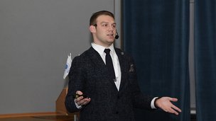Председатель Координационного совета Никита Марченков выступил перед студентами на форуме Open Science 2018