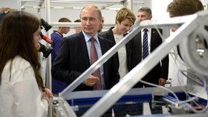 Владимир Путин посетил образовательный центр для одарённых детей «Сириус»